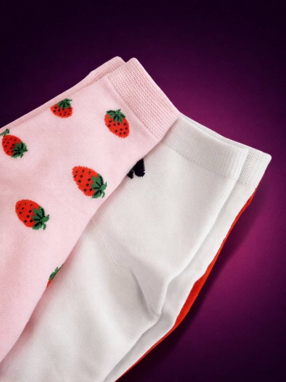 Kate Spade NY Pink Strawberry Quarter Socks 3 Pair - NWT Cute Fruit Print - Picture 3 of 6